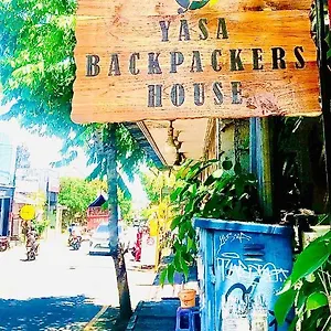 Hostal Yasa Backpackers House Indonesia